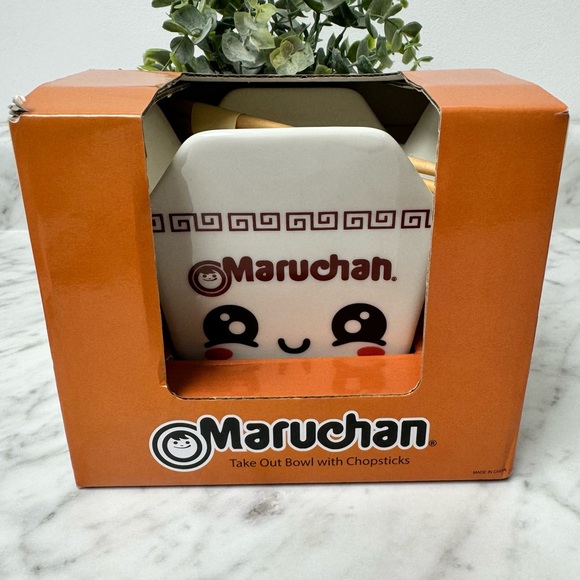 Maruchan Ramen Ceramic Takeout Container w/ Chopsticks - NIB - Picture 1 of 14